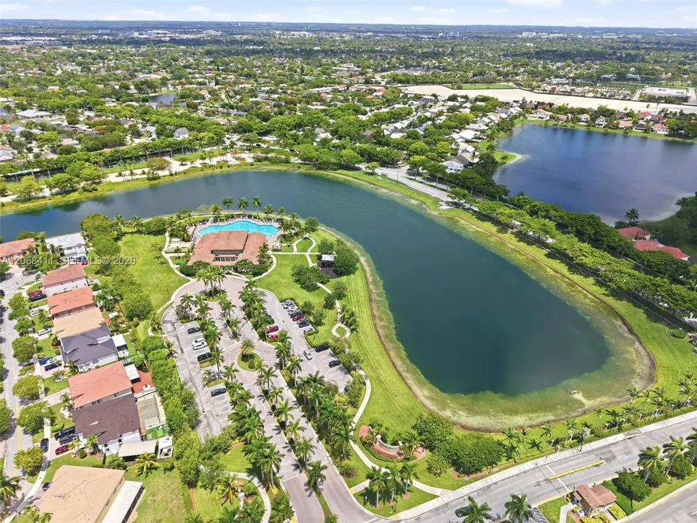8906 SW 224th Ter Cutler Bay, FL 33190