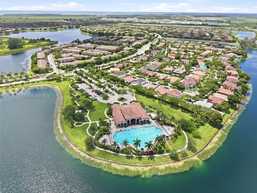 8906 SW 224th Ter Cutler Bay, FL 33190