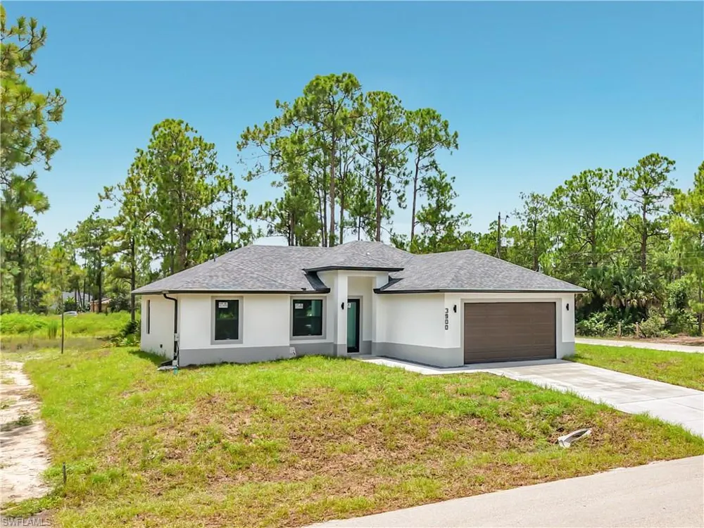 3900 E 10th Street Lehigh Acres, FL 33972