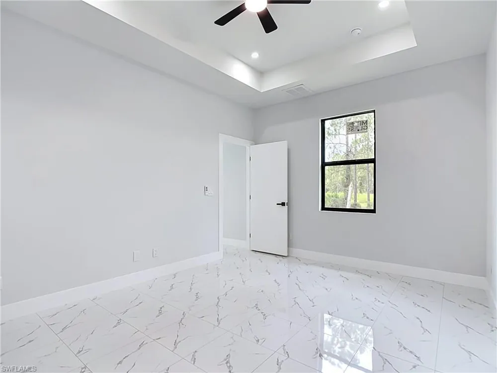 3900 E 10th Street Lehigh Acres, FL 33972