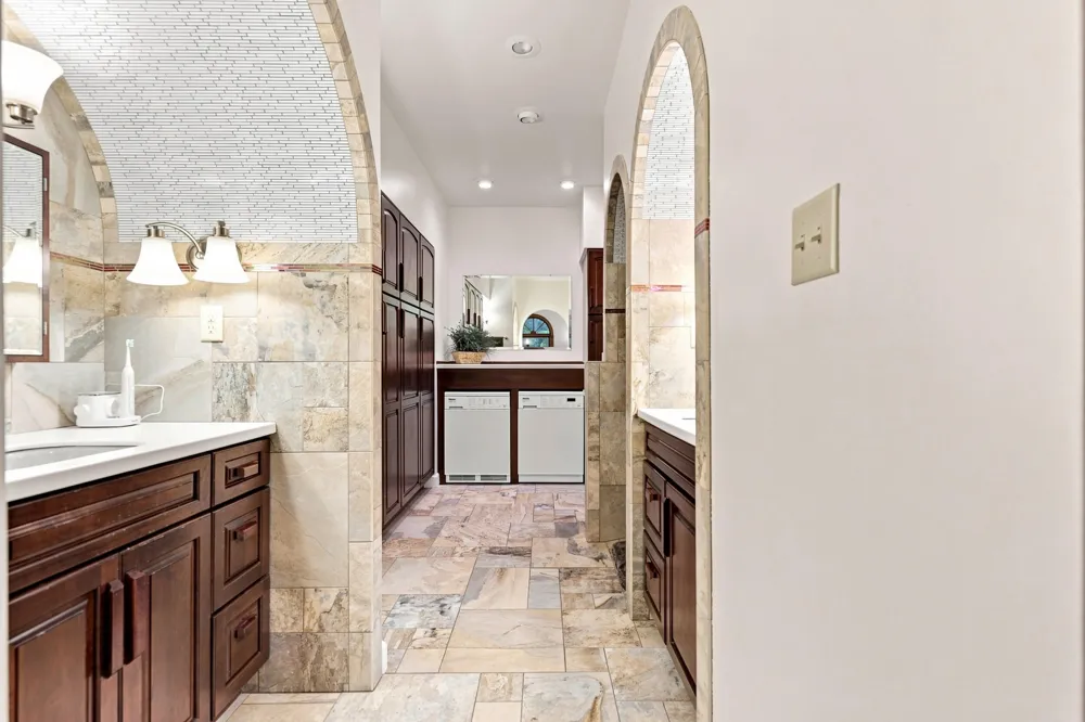 8423 S Harnden Drive Unknown, MI 49412