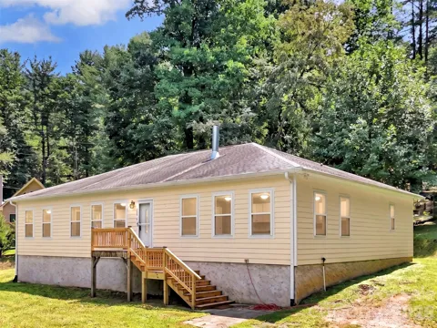 169 Roadrunner Drive