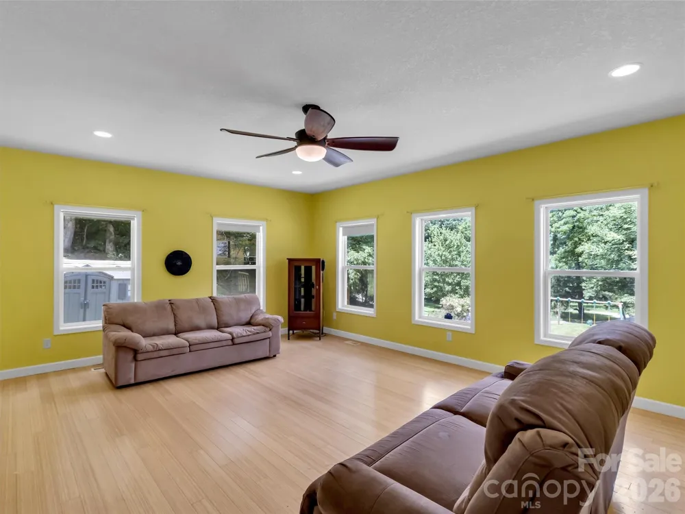 169 Roadrunner Drive Balsam, NC 28707