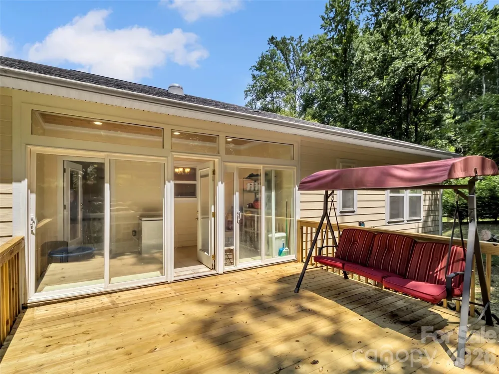 169 Roadrunner Drive Balsam, NC 28707