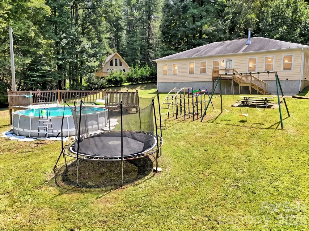 169 Roadrunner Drive Balsam, NC 28707