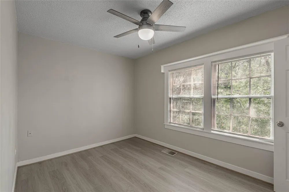 811 Sam Houston Avenue #B Huntsville, TX 77320