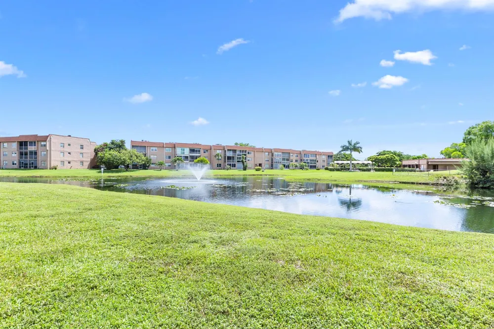 9861 Sunrise Lakes Boulevard #101 Sunrise, FL 33322