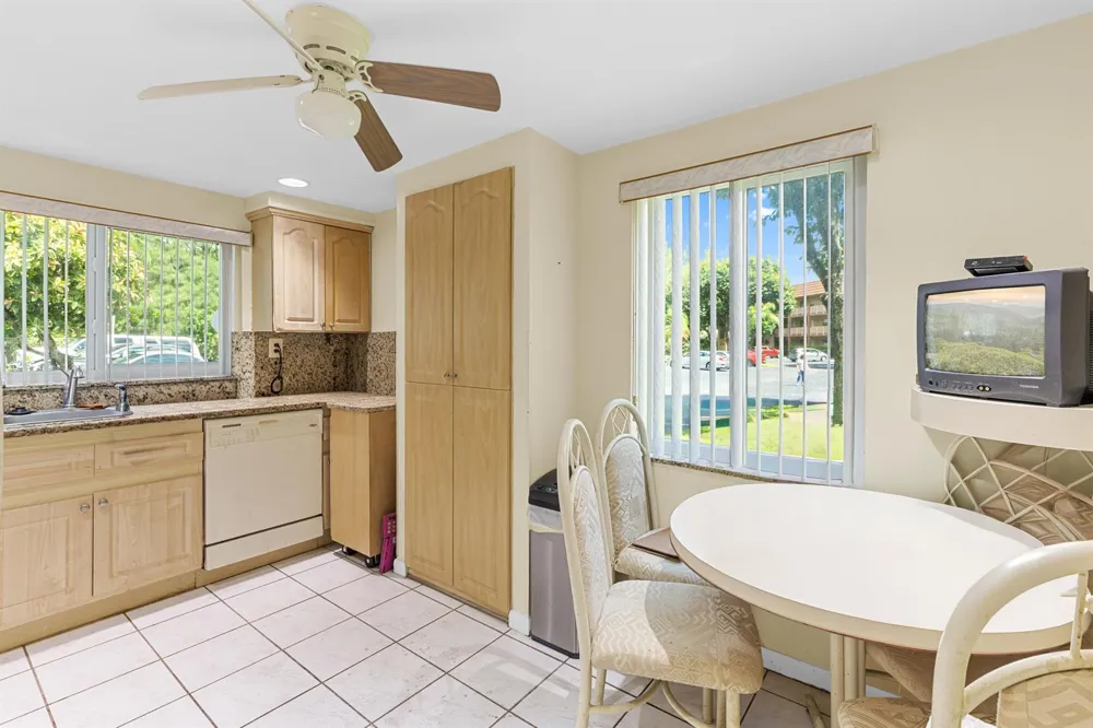 9861 Sunrise Lakes Boulevard #101 Sunrise, FL 33322