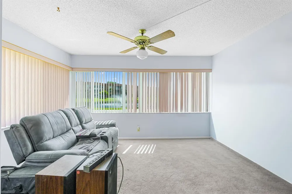9861 Sunrise Lakes Boulevard #101 Sunrise, FL 33322