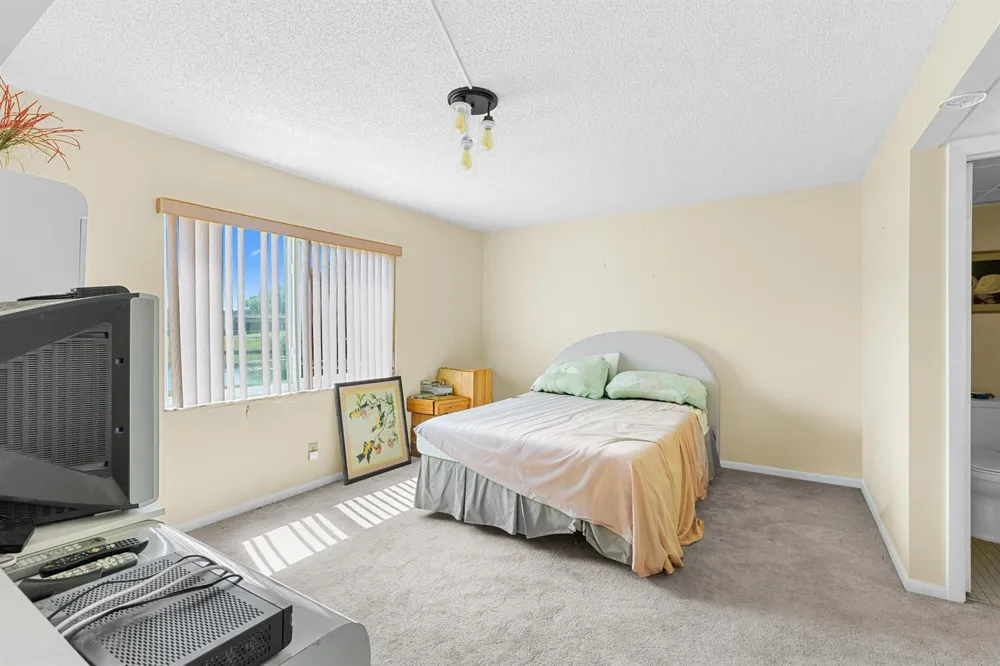9861 Sunrise Lakes Boulevard #101 Sunrise, FL 33322