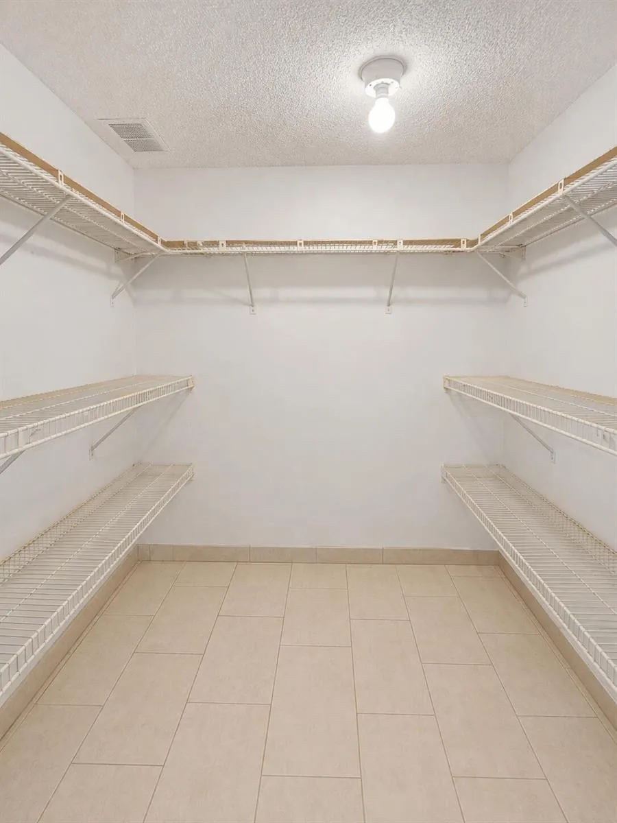 1025 SE 4th Avenue #101 Dania Beach, FL 33004