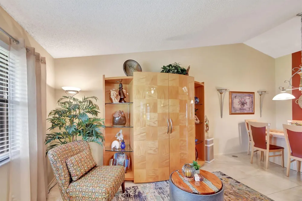 494 Iron Forge Court Royal Palm Beach, FL 33411