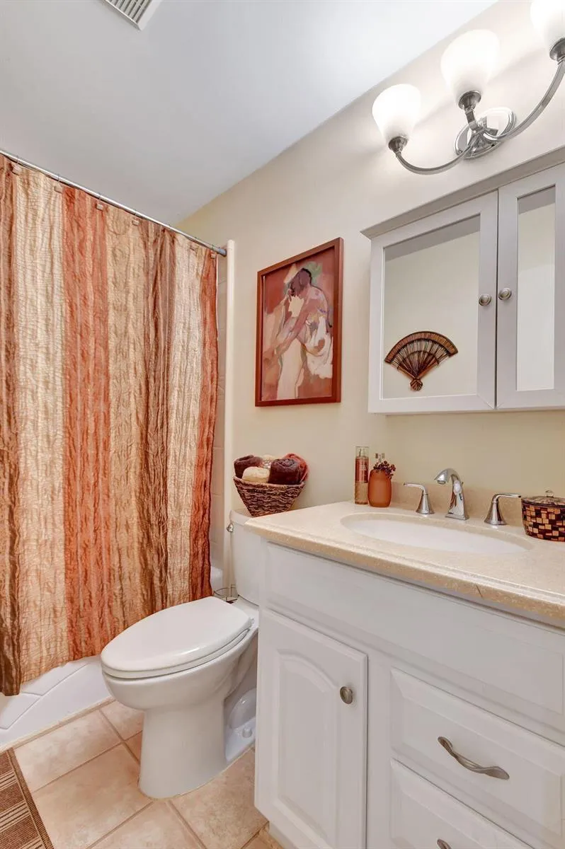 494 Iron Forge Court Royal Palm Beach, FL 33411