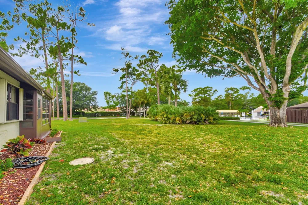 494 Iron Forge Court Royal Palm Beach, FL 33411