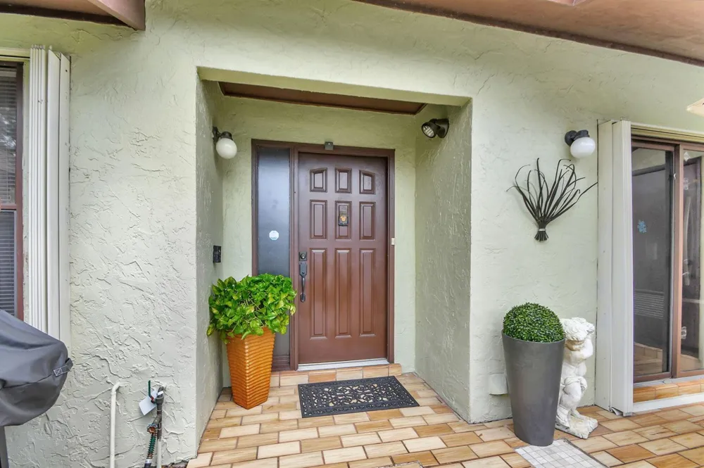 494 Iron Forge Court Royal Palm Beach, FL 33411