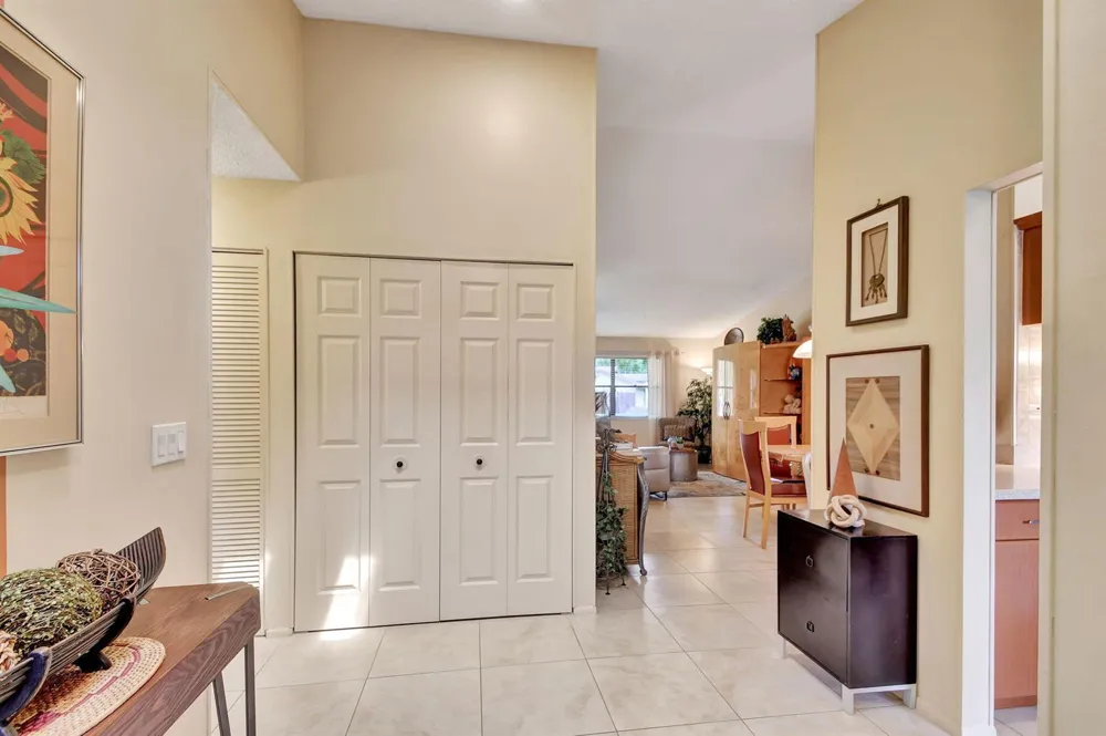 494 Iron Forge Court Royal Palm Beach, FL 33411