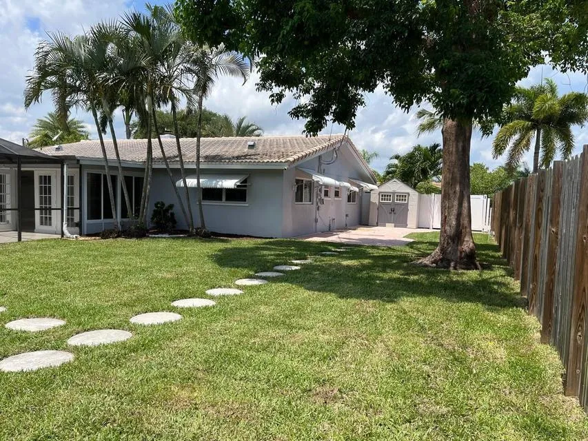 1288 SW 7th Street Boca Raton, FL 33486
