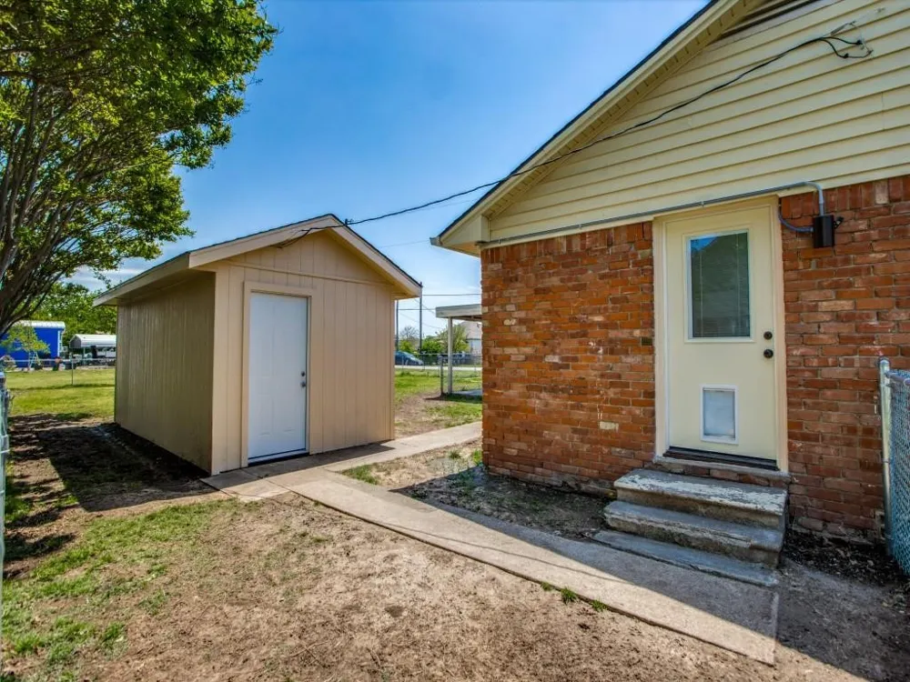 500 5th Street Gunter, TX 75058