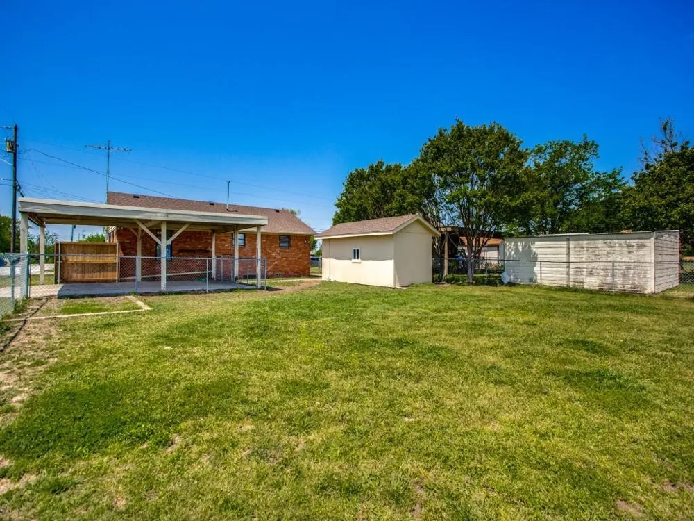 500 5th Street Gunter, TX 75058