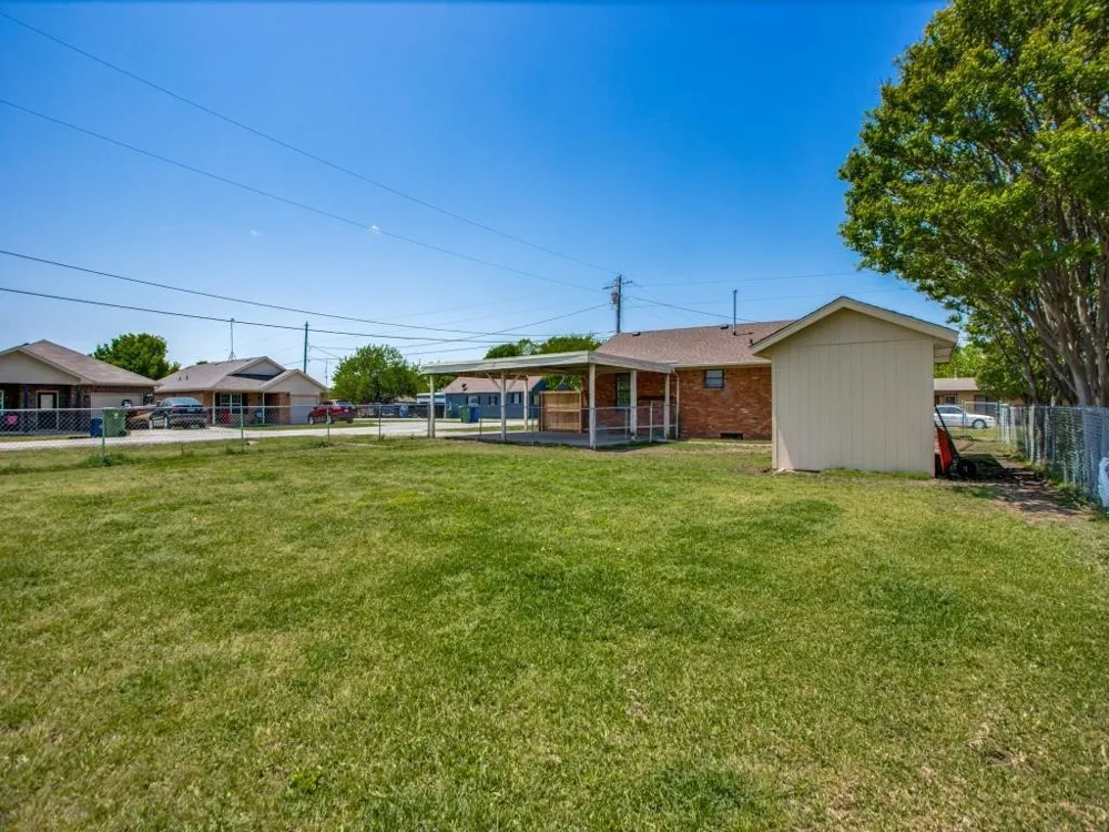 500 5th Street Gunter, TX 75058