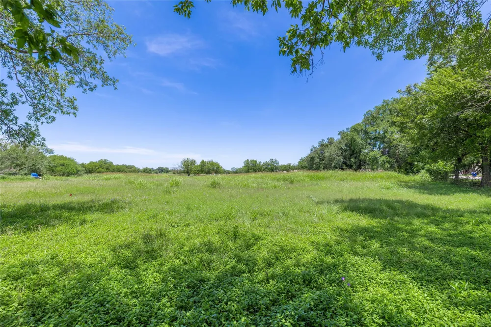2620 Vine Street Brownwood, TX 76801