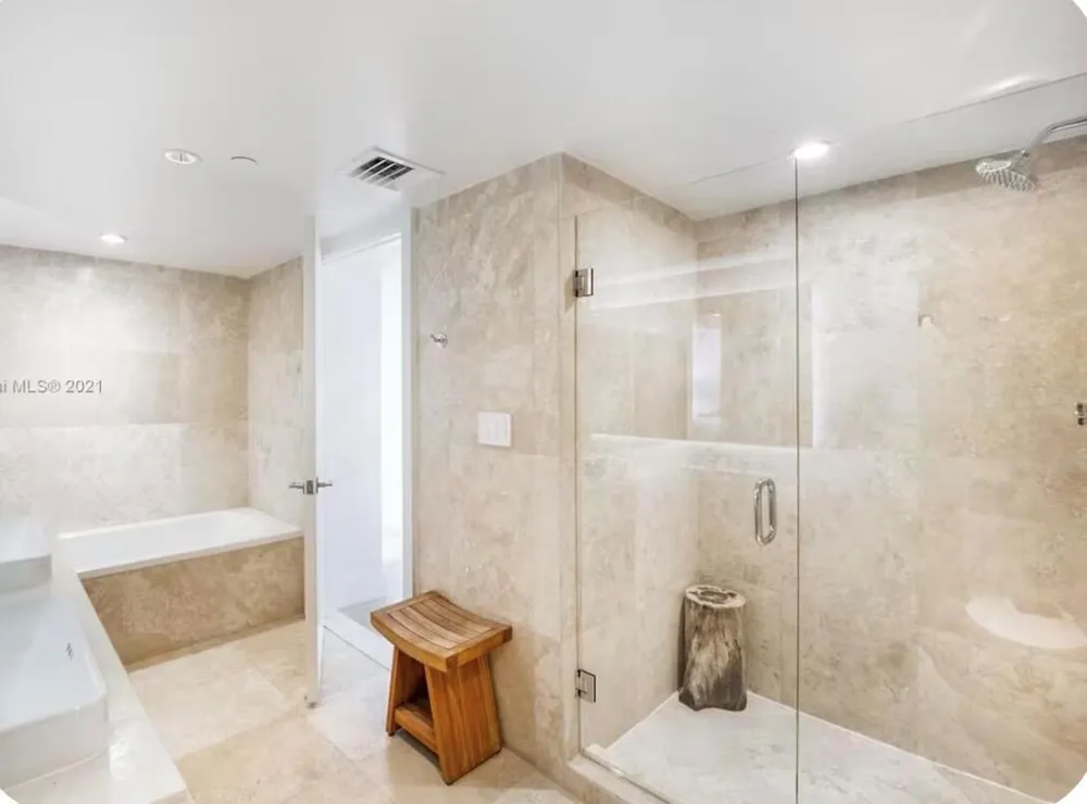102 24th Street #1512 Miami Beach, FL 33139