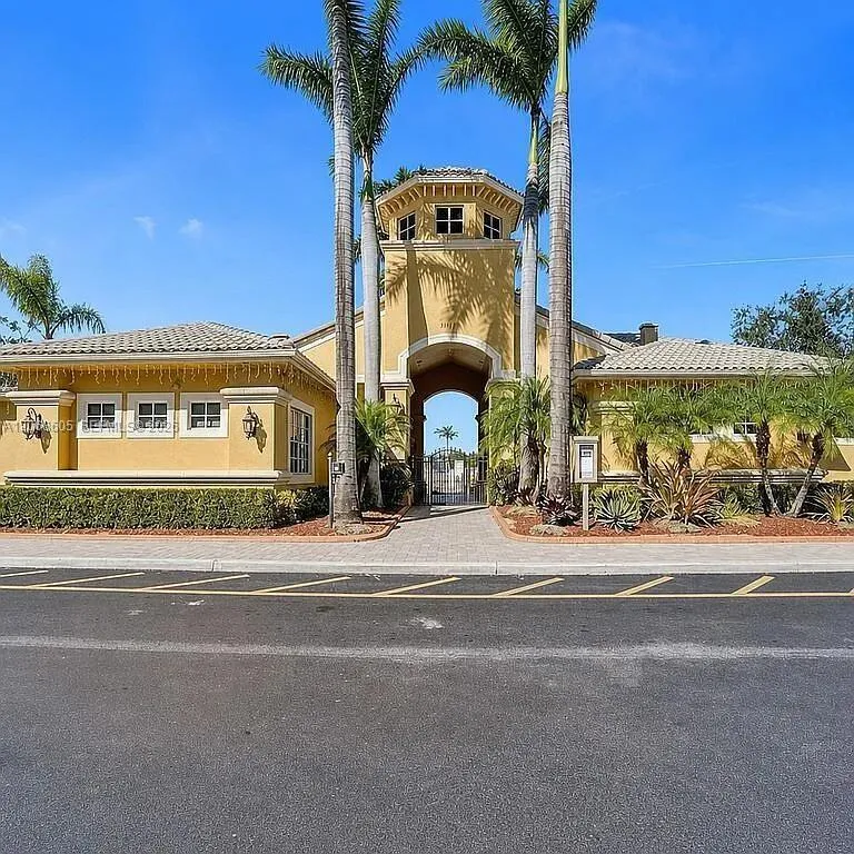 4638 SW 134th Ave Miramar, FL 33027