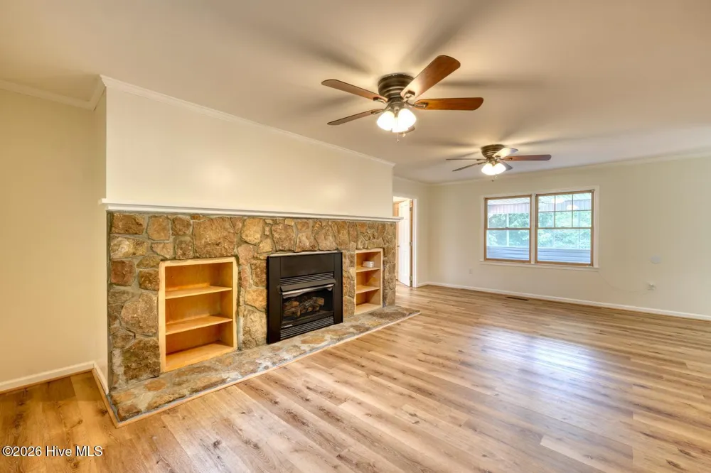 151 Sharp Top Circle Blairsville, GA 30512