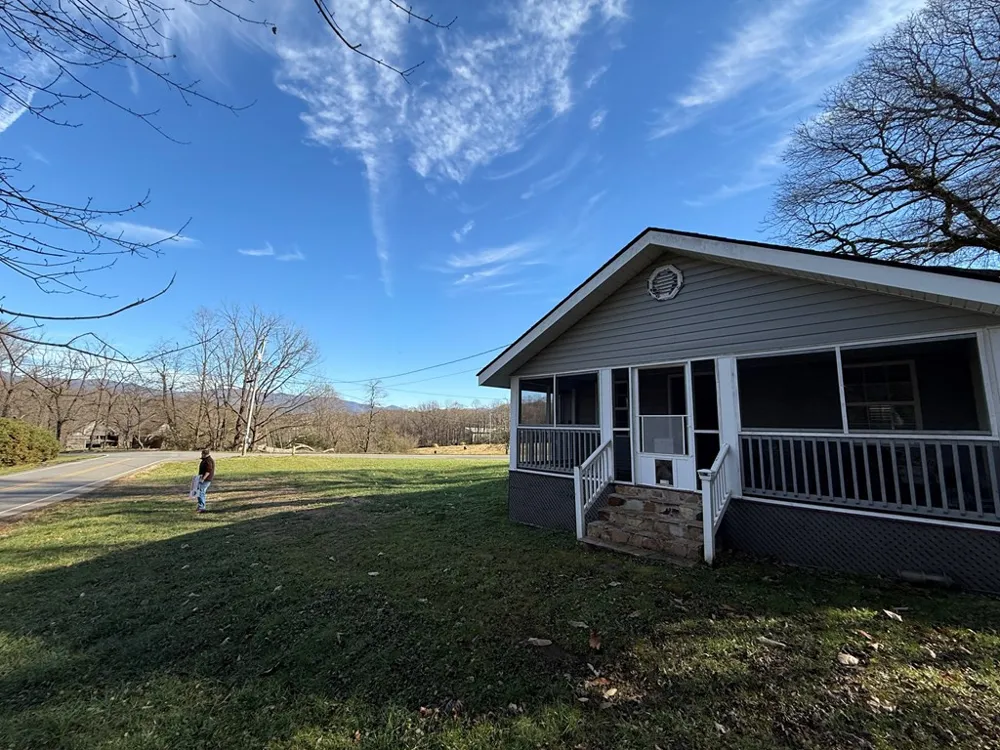 4357 Fairview Road Andrews, NC 28901