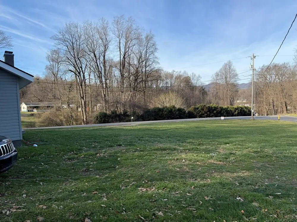 4357 Fairview Road Andrews, NC 28901