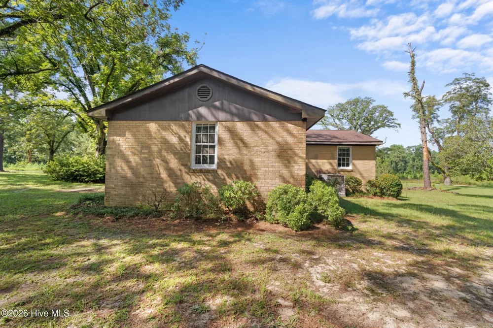 4960 Woodland Way Millen, GA 30442
