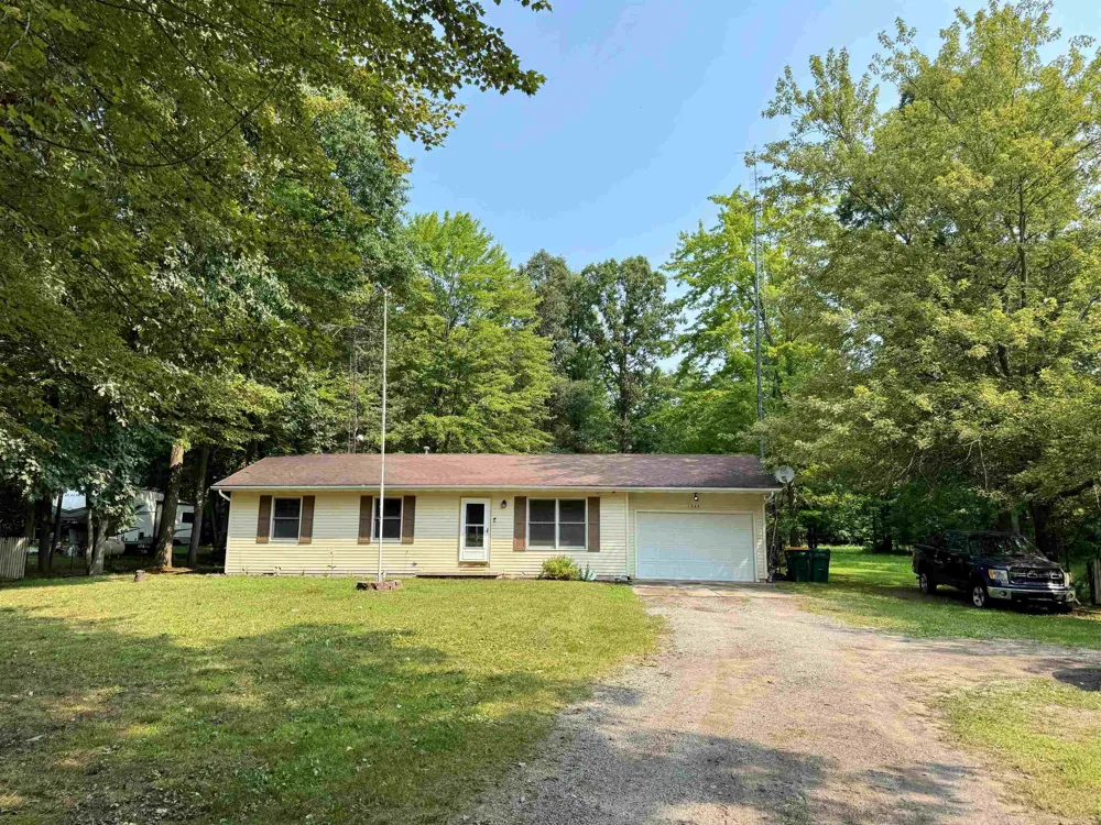 1365 E Burt Road Taymouth Township, MI 48417