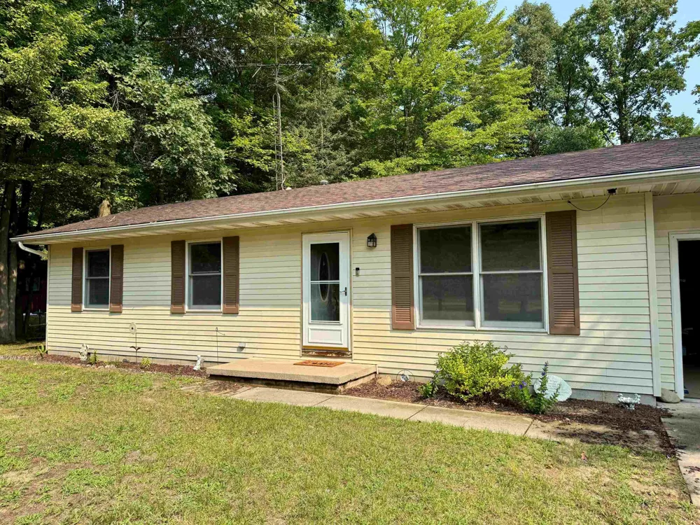 1365 E Burt Road Taymouth Township, MI 48417