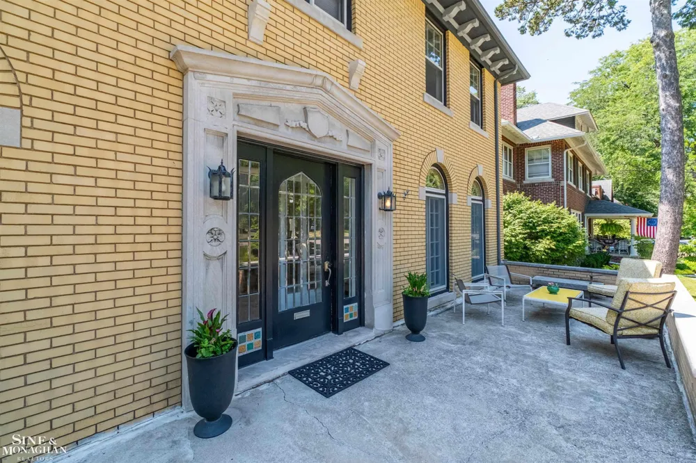 1319 Balfour Street Grosse Pointe Park City, MI 48230