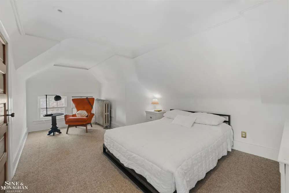 1319 Balfour Street Grosse Pointe Park City, MI 48230