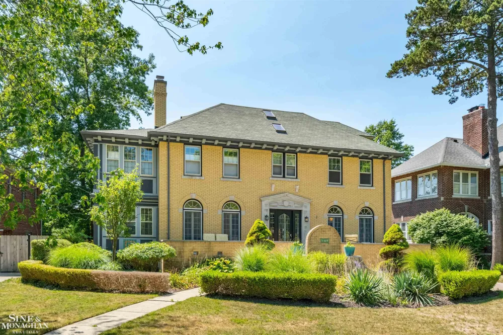 1319 Balfour Street Grosse Pointe Park City, MI 48230
