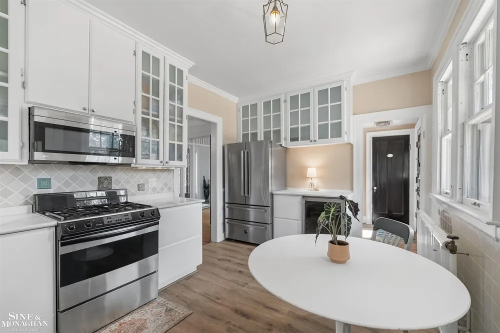 1319 Balfour Street Grosse Pointe Park City, MI 48230