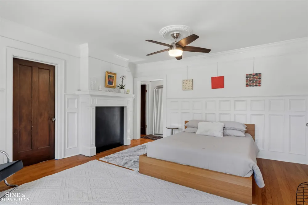 1319 Balfour Street Grosse Pointe Park City, MI 48230