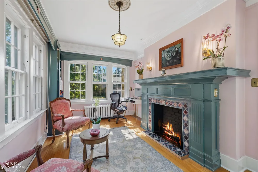 1319 Balfour Street Grosse Pointe Park City, MI 48230