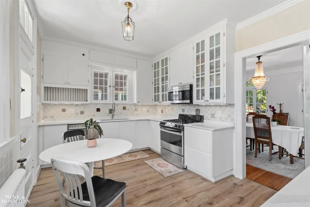 1319 Balfour Street Grosse Pointe Park City, MI 48230
