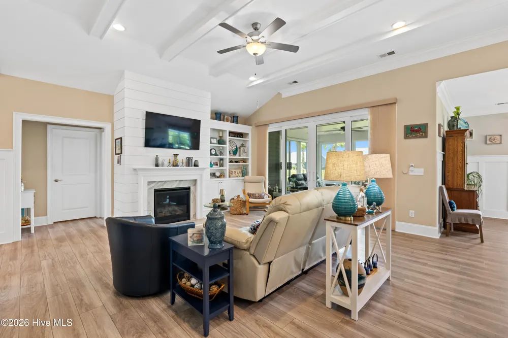 6378 Bryson Drive SW Ocean Isle Beach, NC 28469