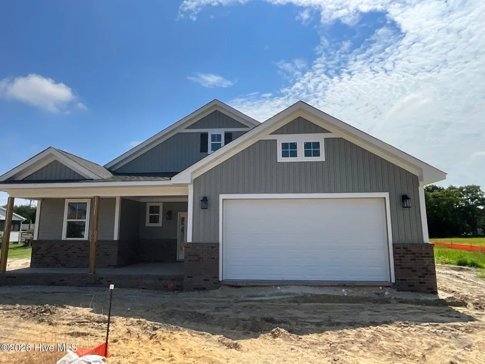 105 Indian Kettle Road Jarvisburg, NC 27947