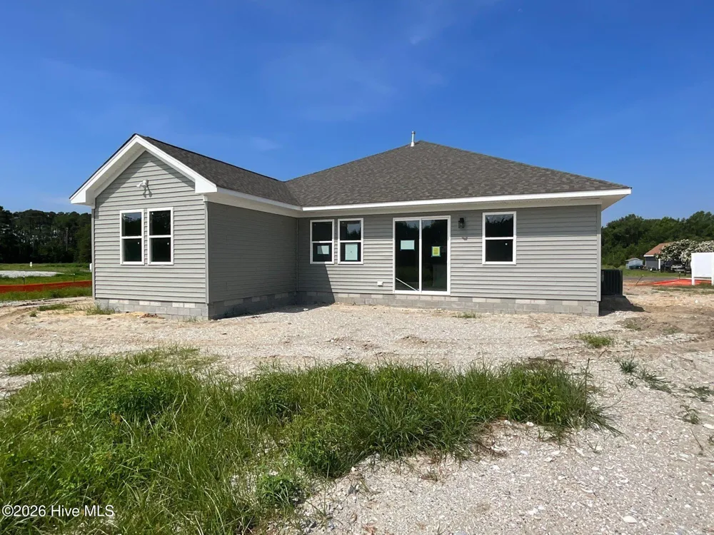105 Indian Kettle Road Jarvisburg, NC 27947