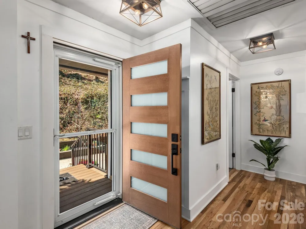 228 White Oak Road Waynesville, NC 28785