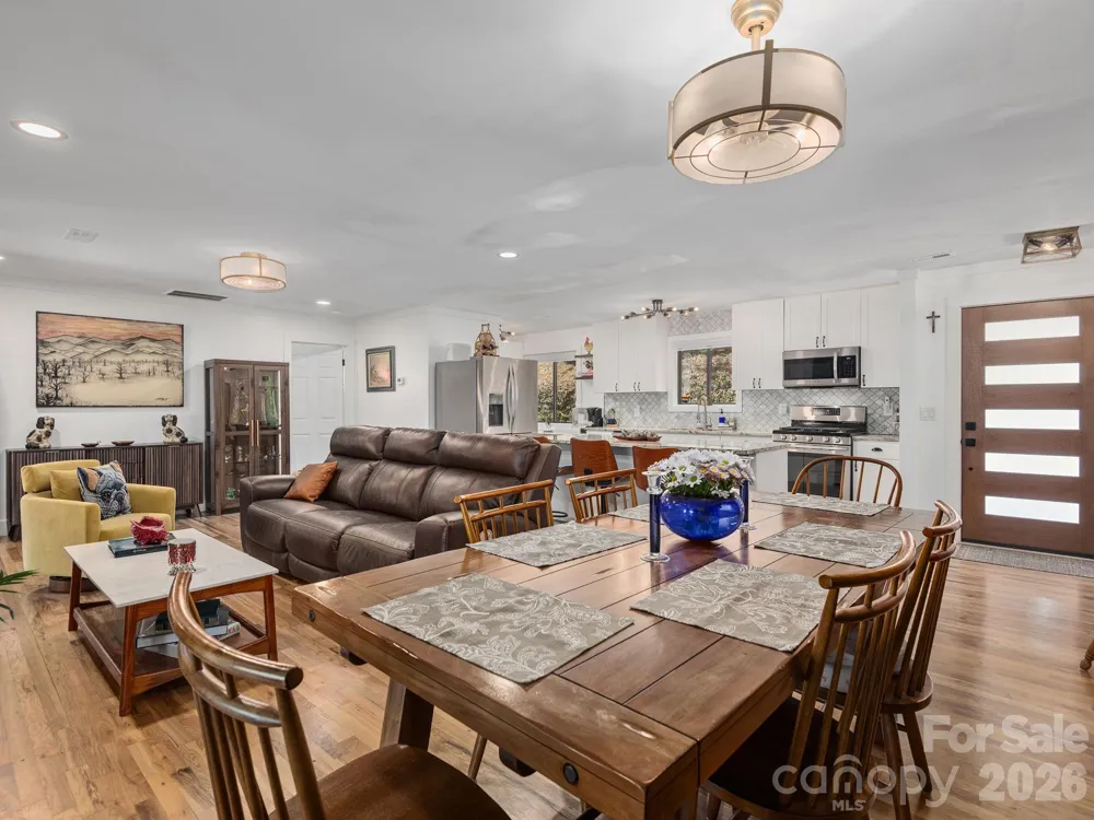 228 White Oak Road Waynesville, NC 28785
