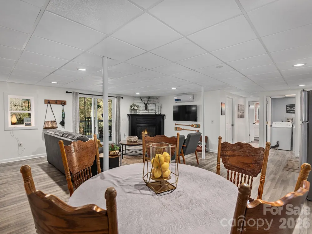 228 White Oak Road Waynesville, NC 28785