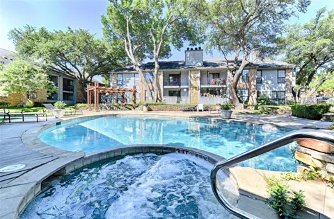 15151 Berry Trail #606