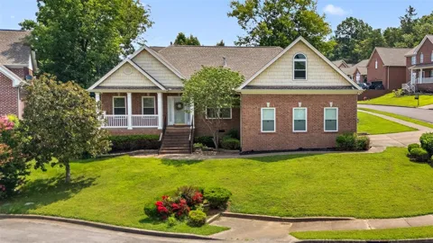 1005 Tulip Blossom Dr