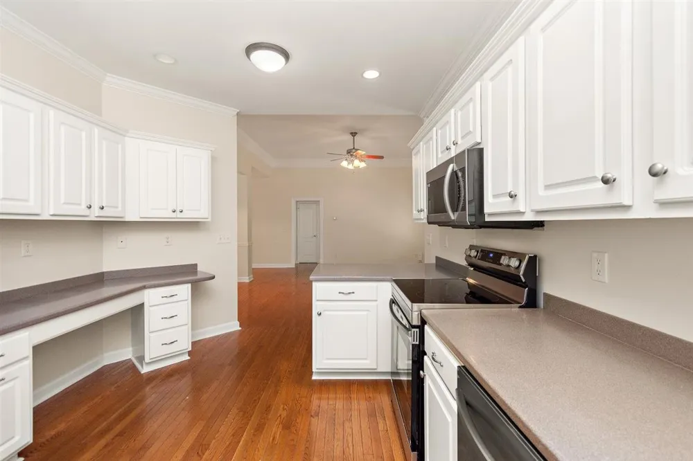 1005 Tulip Blossom Dr Hermitage, TN 37076