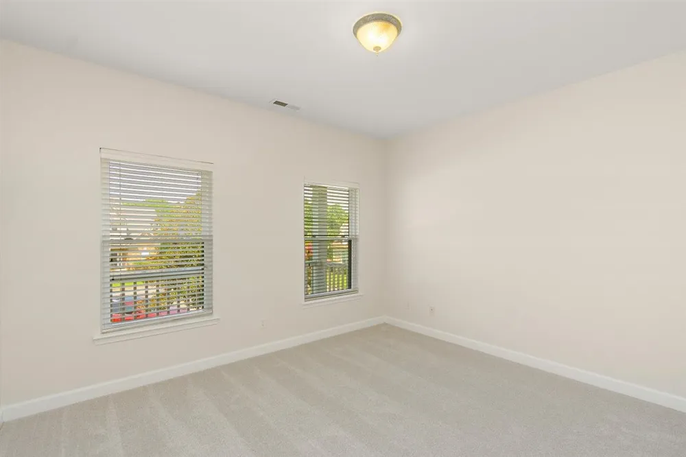 1005 Tulip Blossom Dr Hermitage, TN 37076